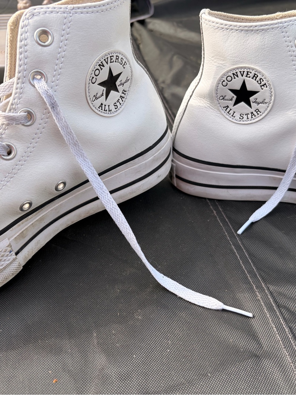 Converse White High-Top white leather Sneakers size 9 1/2 women - Picture 4 of 7